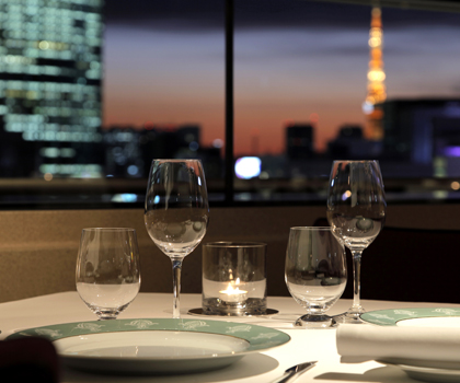 レストラン　タテル　ヨシノ　銀座 画像1 夜景が見えるレストラン
