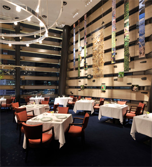 レストラン　タテル　ヨシノ　銀座 画像3 夜景が見えるレストラン