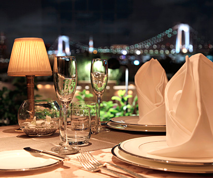 Continental Restaurant Terrace on・the・Bay／ホテル日航東京 画像2 夜景が見えるレストラン