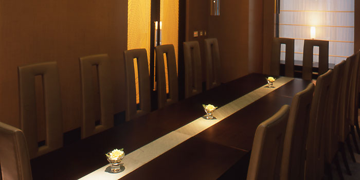  レストラン ハーモニー／ロビーラウンジ　ロイヤルパークホテル ザ 汐留 画像2 夜景が見えるレストラン