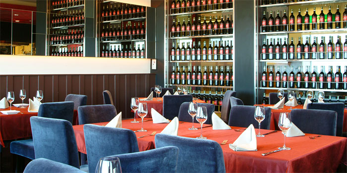 ヴィヴィ ラ・ベルデ 画像4 夜景が見えるレストラン