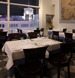 ポルトファーロ 画像1 夜景が見えるレストラン