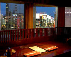 炭火焼肉トラジ 日比谷店 画像1 夜景が見えるレストラン