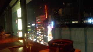 Ｄｙｎａｍｉｃ　Ｋｉｔｃｈｅｎ　＆　Ｂａｒ　響　新宿ＮＯＷＡビル店 画像2 夜景が見えるレストラン