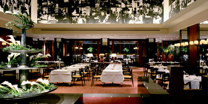 ジランドール／パーク ハイアット 東京 画像1 夜景が見えるレストラン