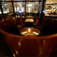 サーティーセブン ステーキハウス アンド バー 画像2 夜景が見えるレストラン